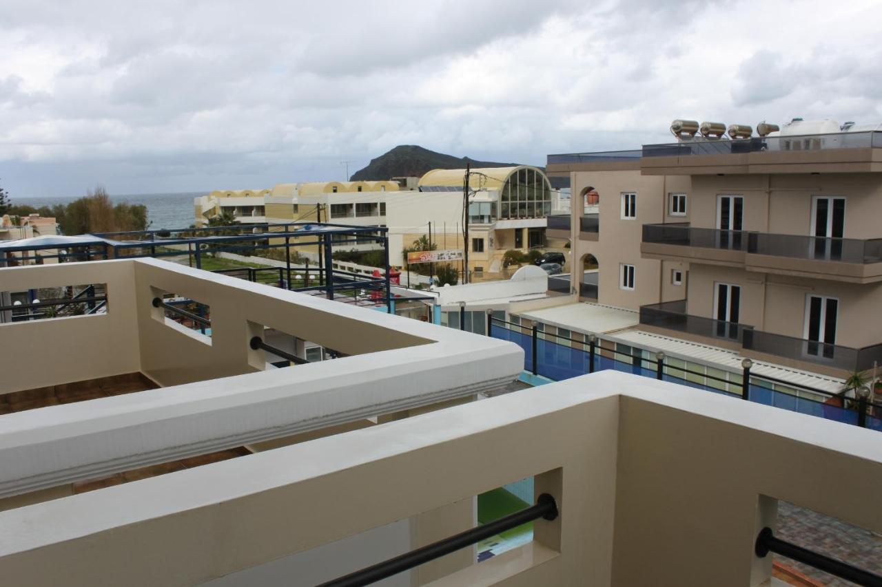 โรงแรมเอพิส Agia Marina  ภายนอก รูปภาพ
